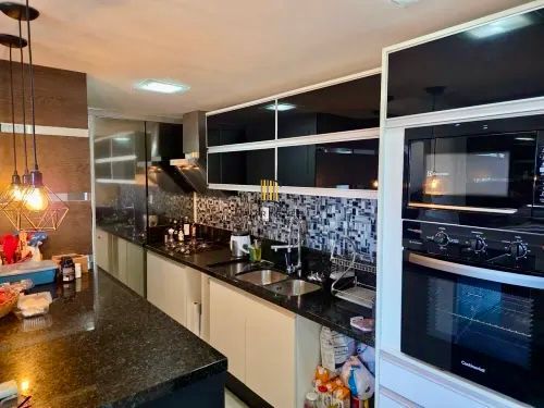 Apartamento com 3 quartos e 2 vagas de garagem