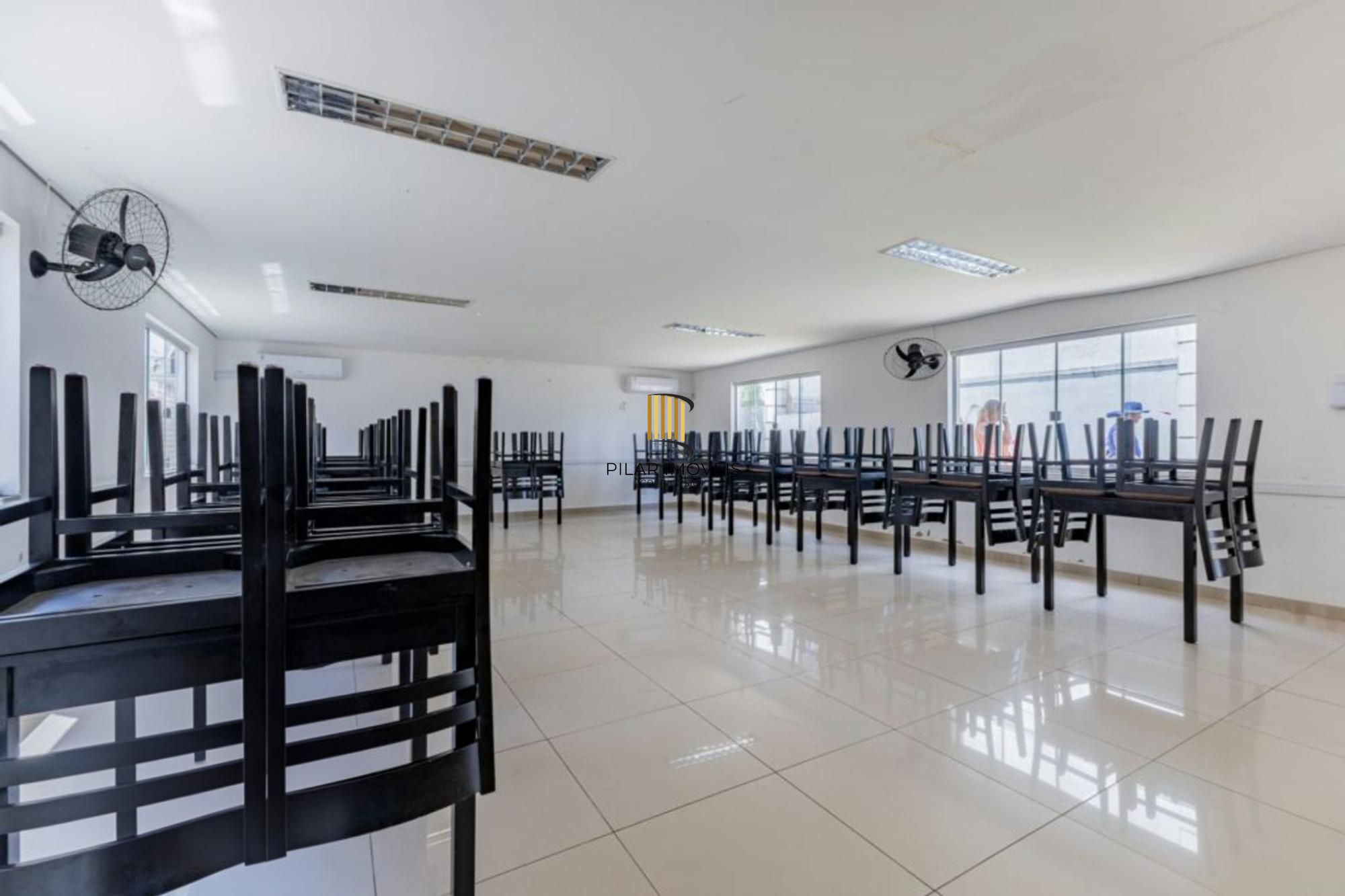 Apartamento de 2 dormitórios, 1 vaga de garagem no bairro Igara em Canoas.