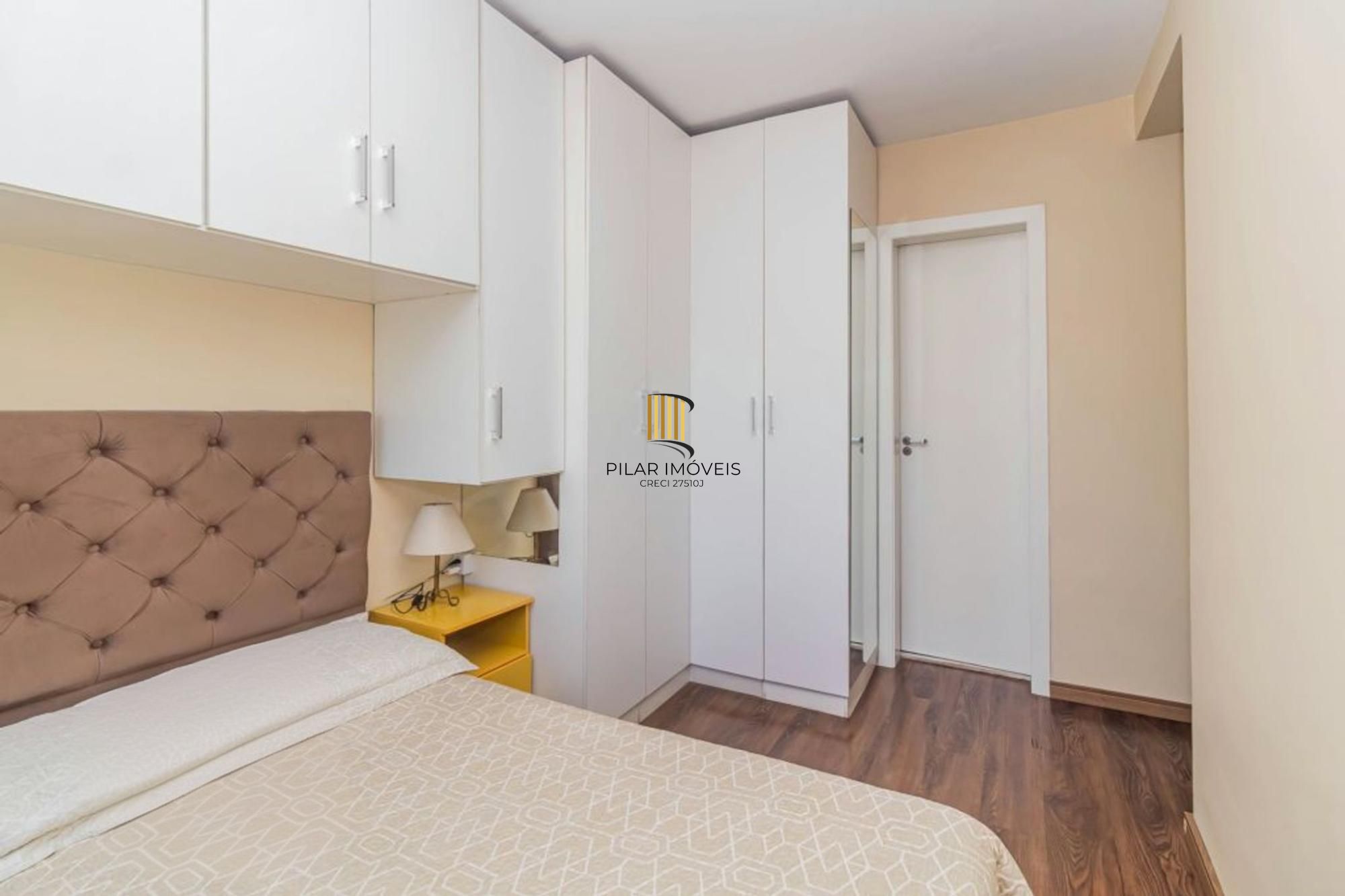 Apartamento térreo de 2 quartos, suíte, 1 vaga no bairro Jardim Itu