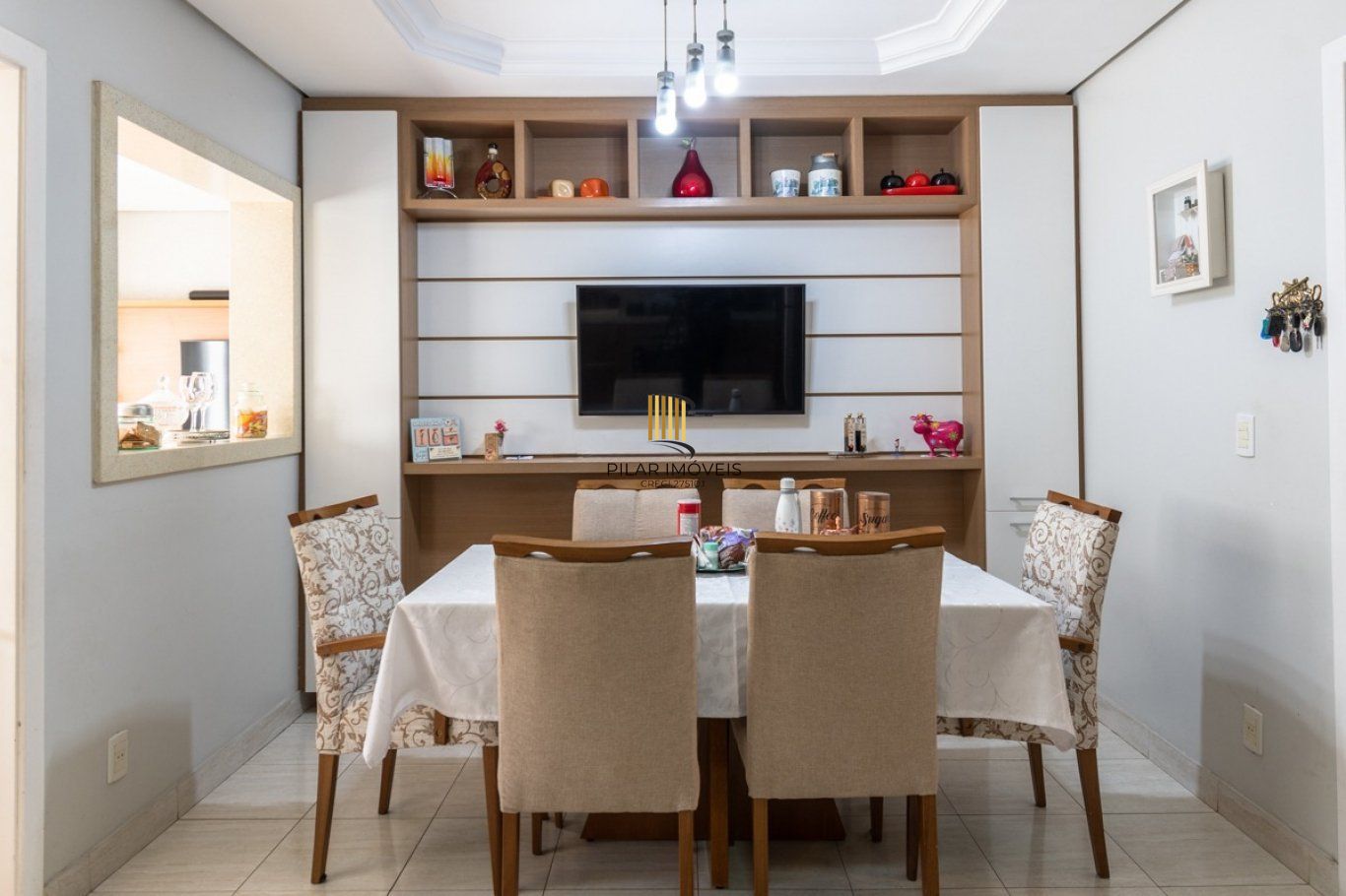 Casa Sobrado 3 dormitórios com suíte, piscina e sótão no Ecoville