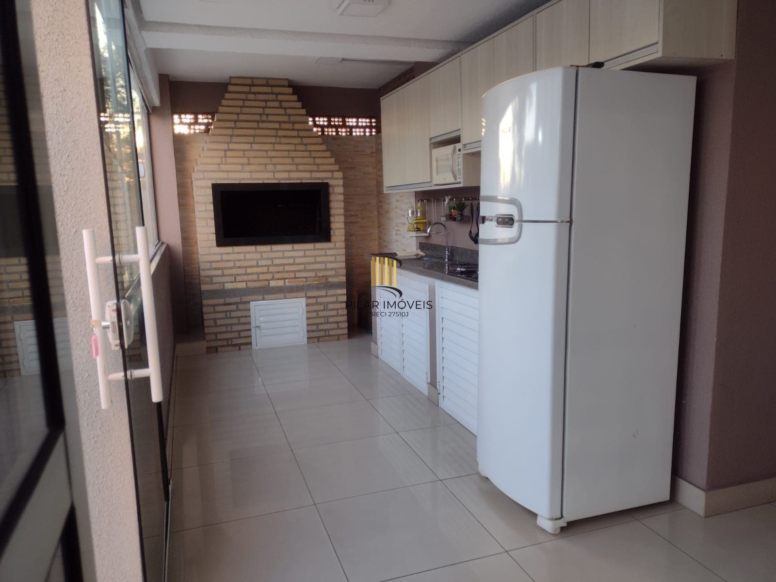 Apartamento 2 quarto, 1 vaga e piscina no bairro São Sebastiao