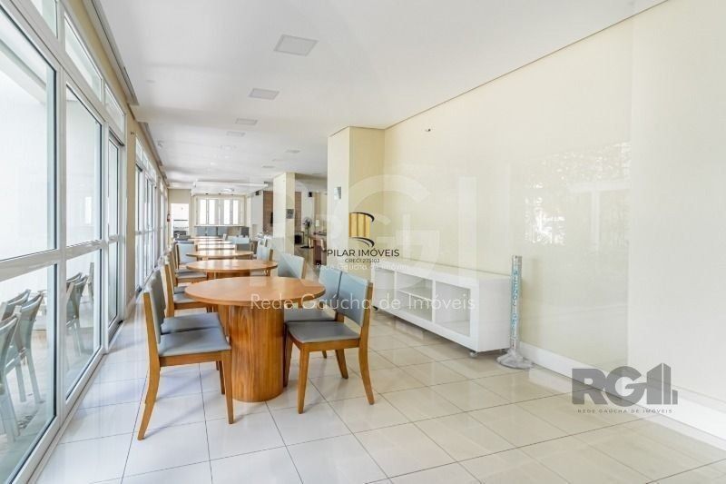 Apartamento 3 quartos, 3 suítes, elevador e 3 vagas bairro Passo da Areia.