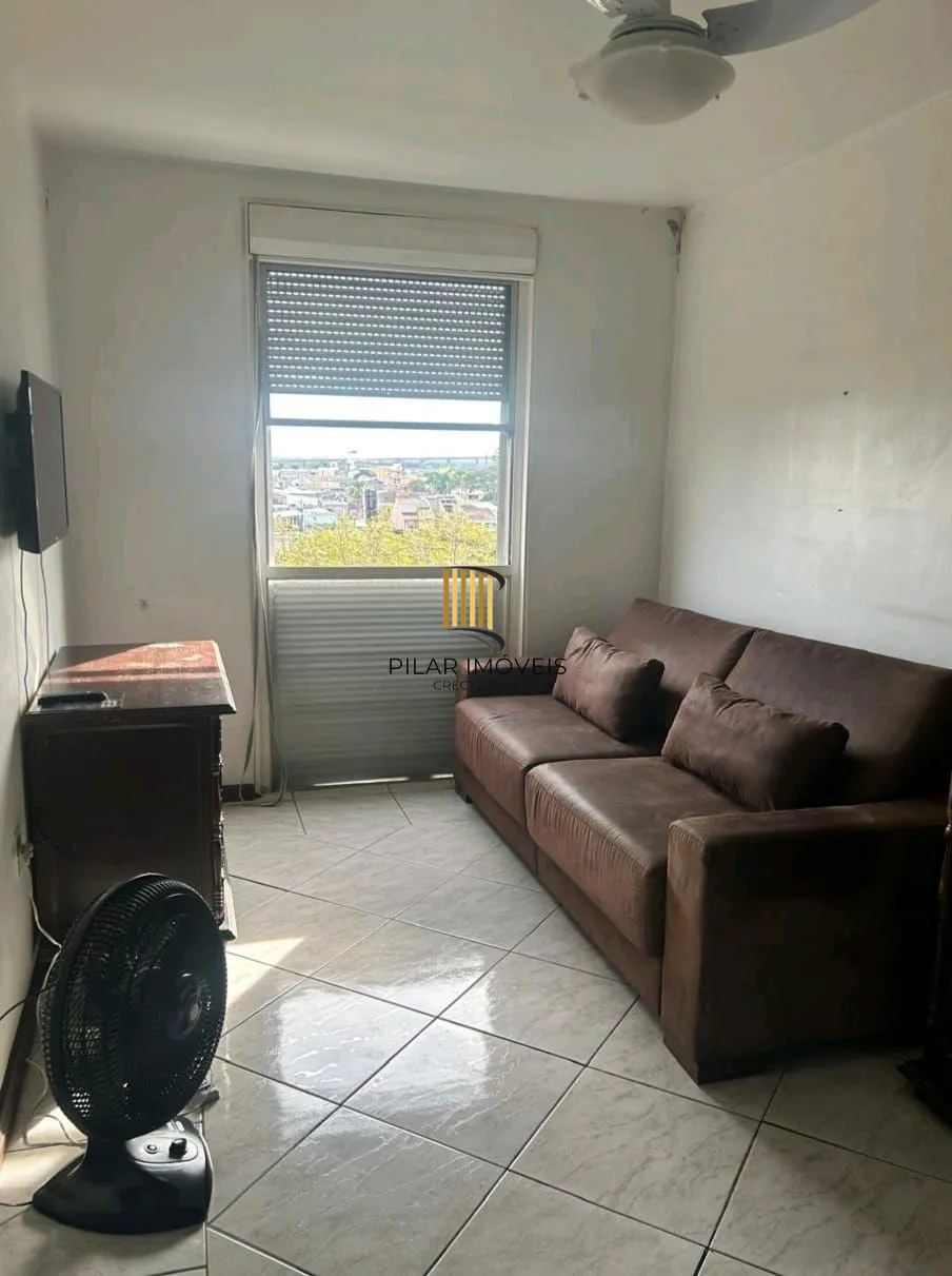 Apartamento de 2 dormitórios, 1 vaga, elevador no bairro Humaitá