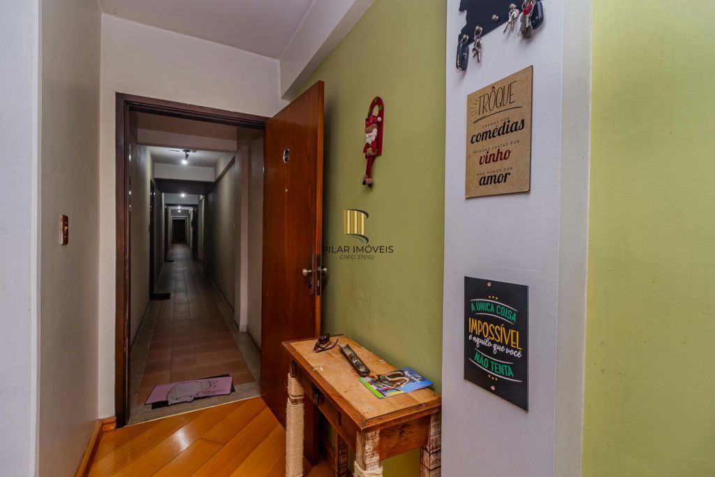 Apartamento 2 dormitórios, 1 vaga, churrasqueira  e 77m² na José do Patrocinio.