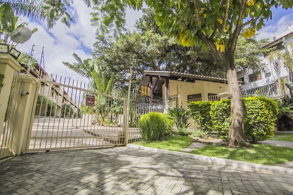 Casa em Condomínio com 5 quartos e 390m² à venda em Boa Vista, Porto Alegre.