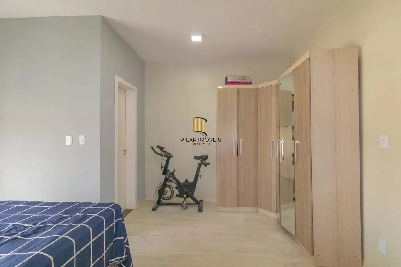 Casa de 3 dormitórios e 3 vagas de garagem em Canoas.