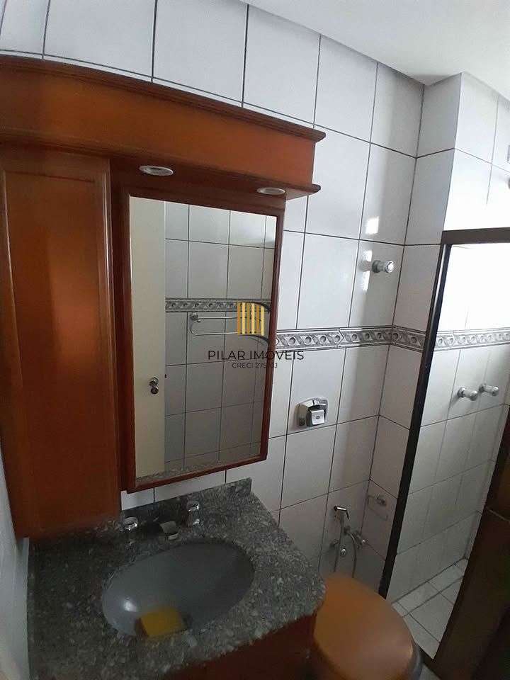 Apartamento à venda com 3 dormitórios 79,79 m² no bairro Tristeza