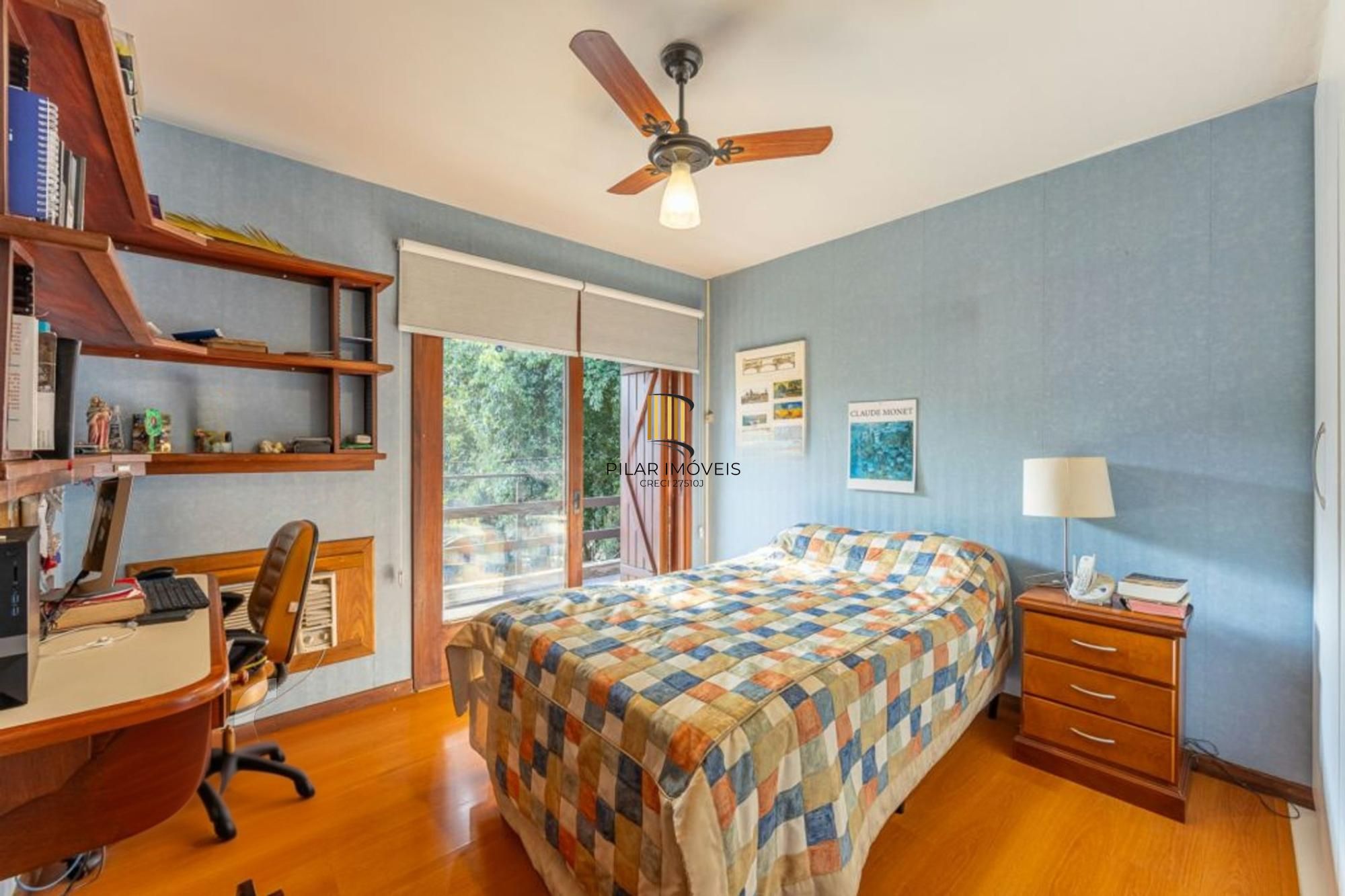 Casa com 4 Quartos, 4 banheiros, 4 vagas e 300 m² á venda  Chácara Das Pedras.