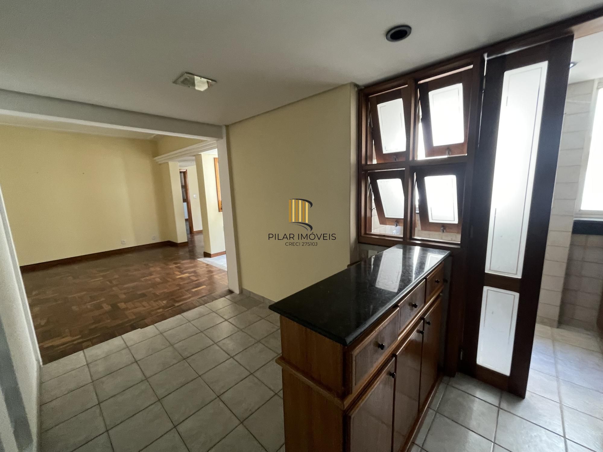 Apartamento 3 dormitório 84m² Elevador e Sacada Bairro Bom Fim Porto Alegre - Pilar Imóveis