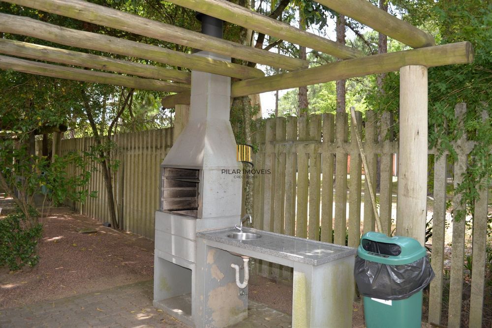 Apartamento mobiliado de 2 dormitórios e duas vagas bairro Agronomia