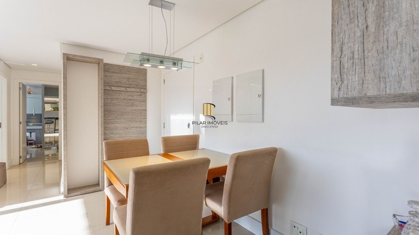 Apartamento semi mobiliado com 2 quartos de bairro Petrópolis