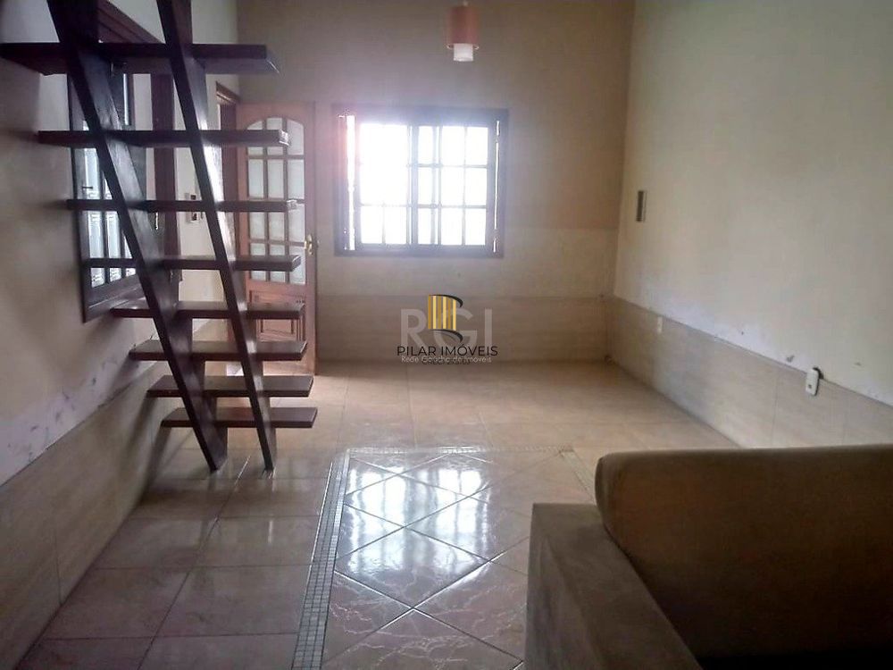 Casa  com piscina 3 dormitórios e 2 Costa e Silva Zona Norte de Porto Alegre