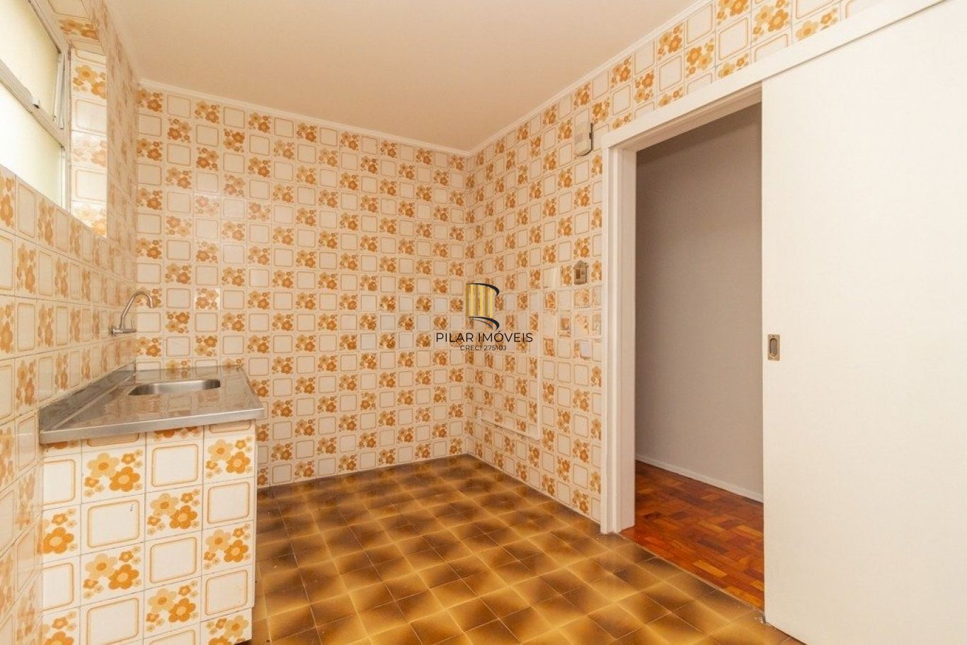 Apartamento de 2 dormitórios com 1 vaga de garagem no Bairro Santana