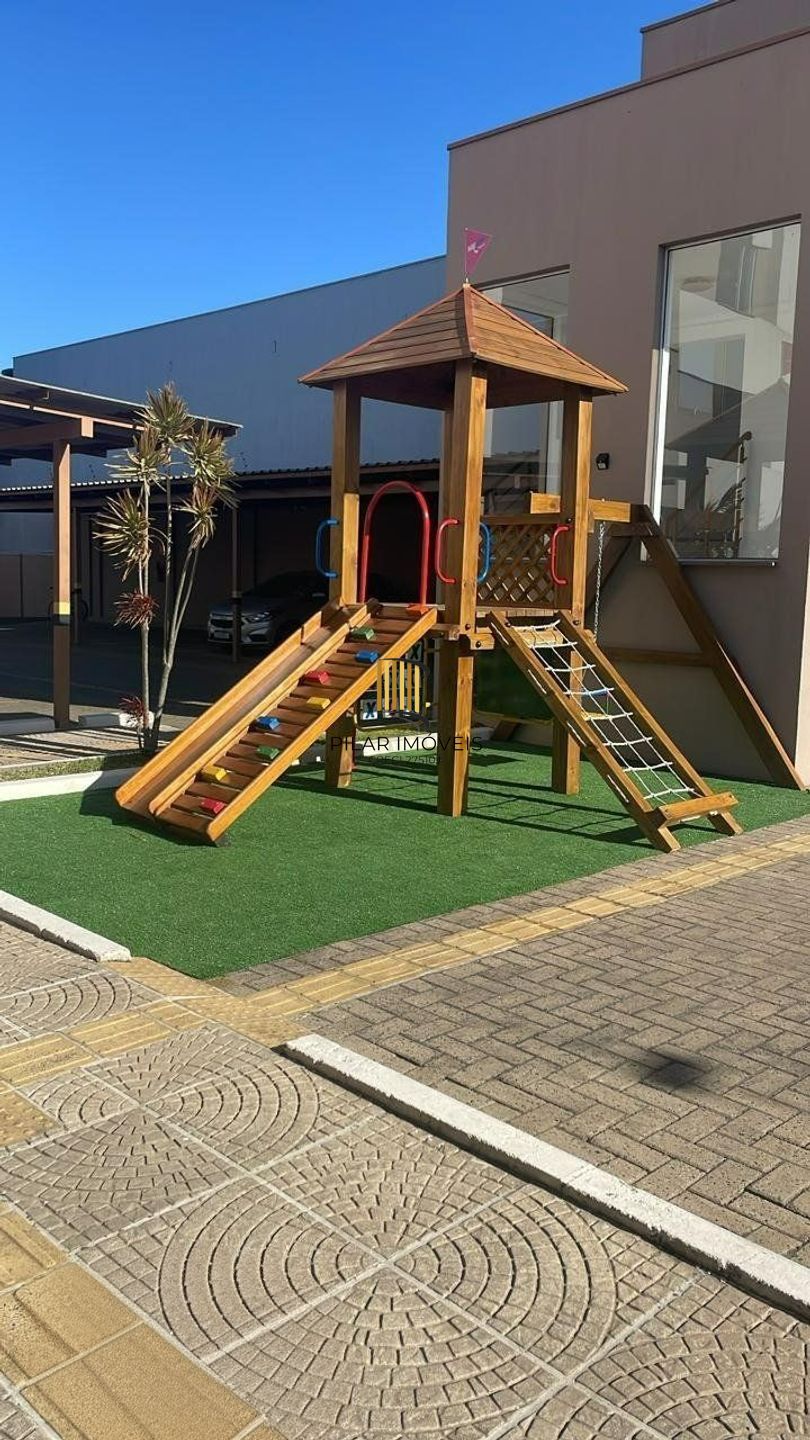 Apartamento com 2 dormitorios, com elevador e 1 vaga de garagem em Canoas.