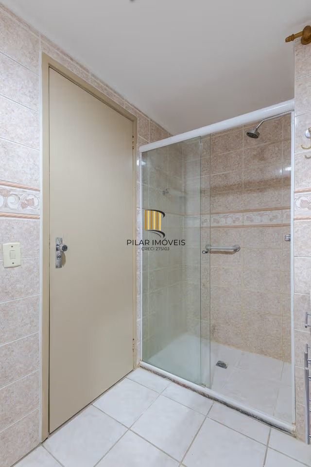 Apartamento de 3 quartos, elevador e 1 vaga de garagem em Canoas.