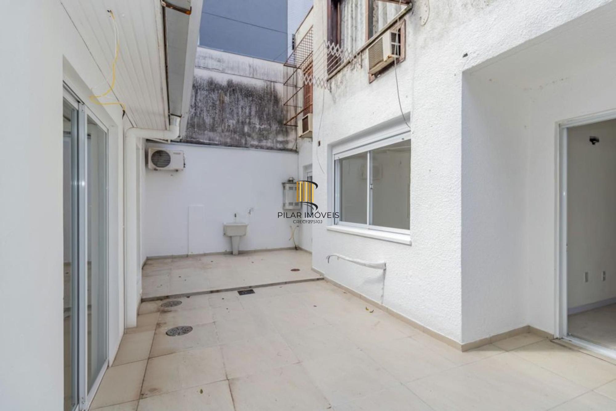 Apartamento Térreo 2 Dormitórios no Jardim Botânico – Amplo e Iluminado