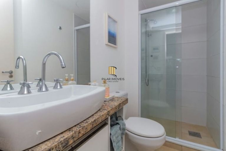Apartamento de 3 quartos, suíte, elevador e 1 vaga no bairro Azenha
