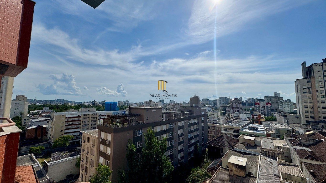 Apartamento de 1 quarto, sacada, 1 vaga, elevador no bairro Independência