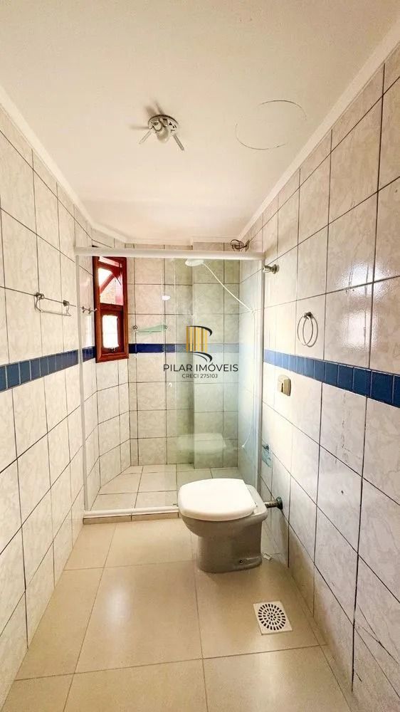 Apartamento com 2 dormitórios e 2 vagas de garagem em Canoas.