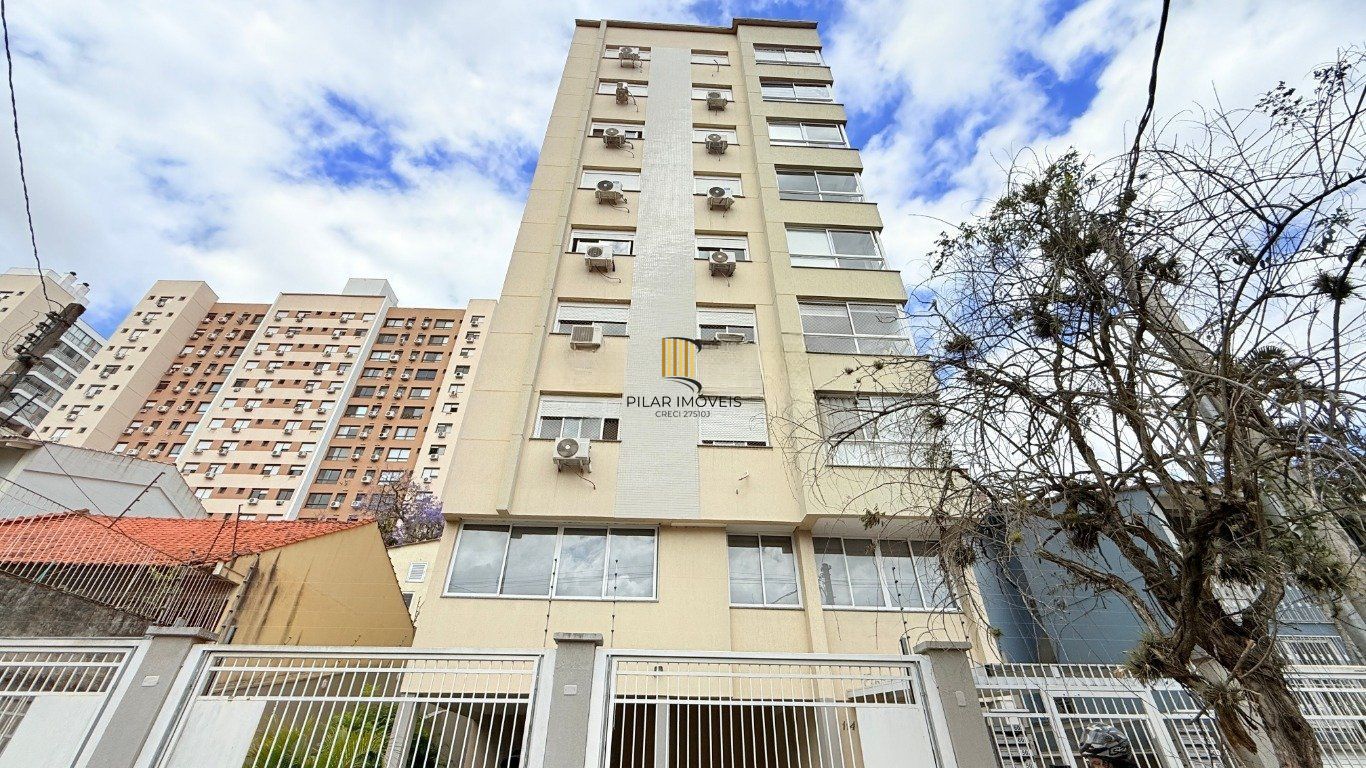 Apartamento 2 dormitórios, 1 suíte, 2 vaga, elevador no  Passo da Areia