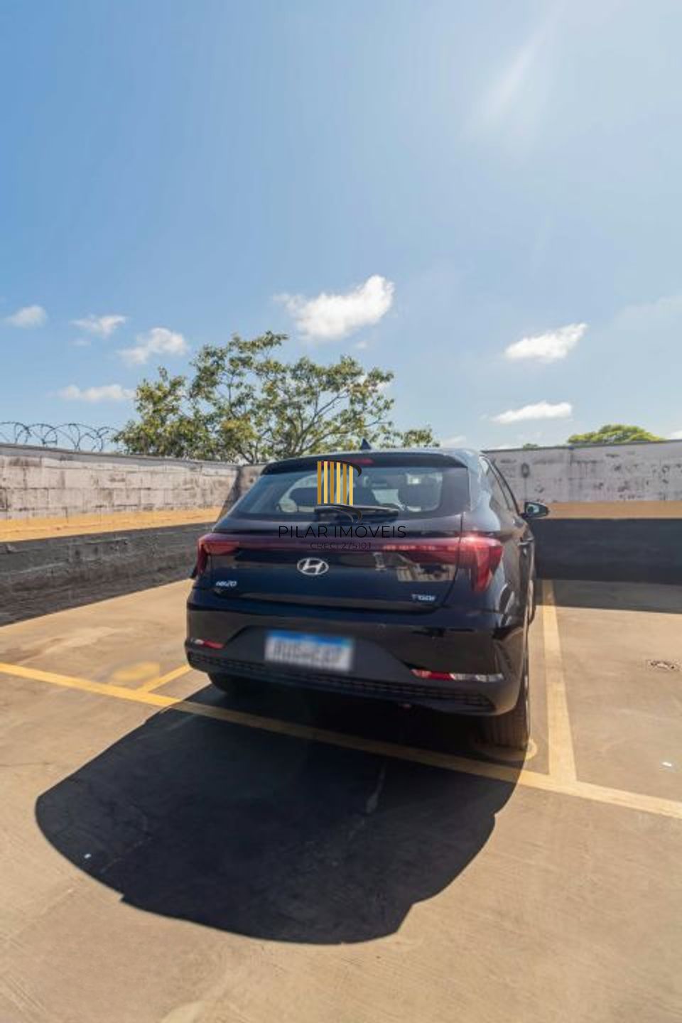 Apartamento com 3 quartos, elevador, sacada e 1 vaga Sarandi.