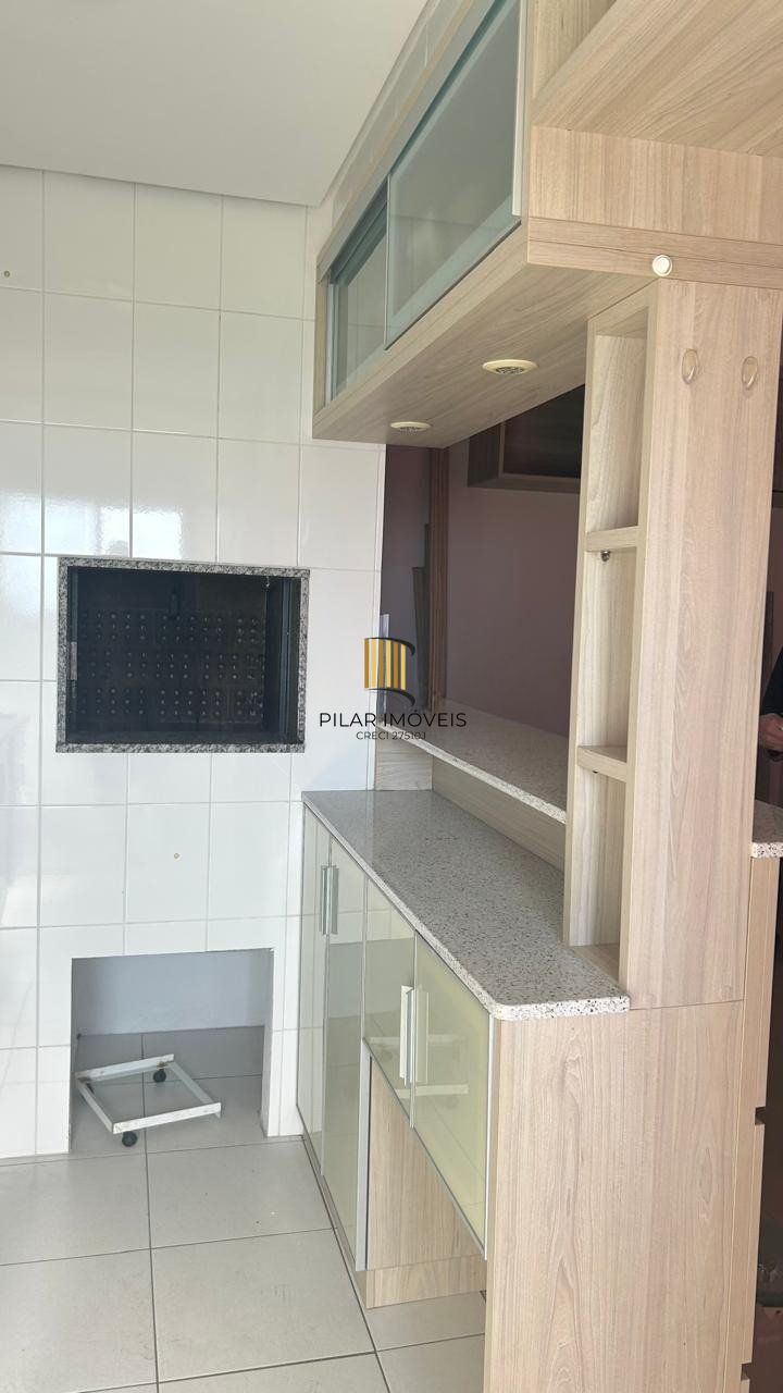 Apartamento de 1 quartos, suíte, elevador, 1 vaga no bairro Azenha