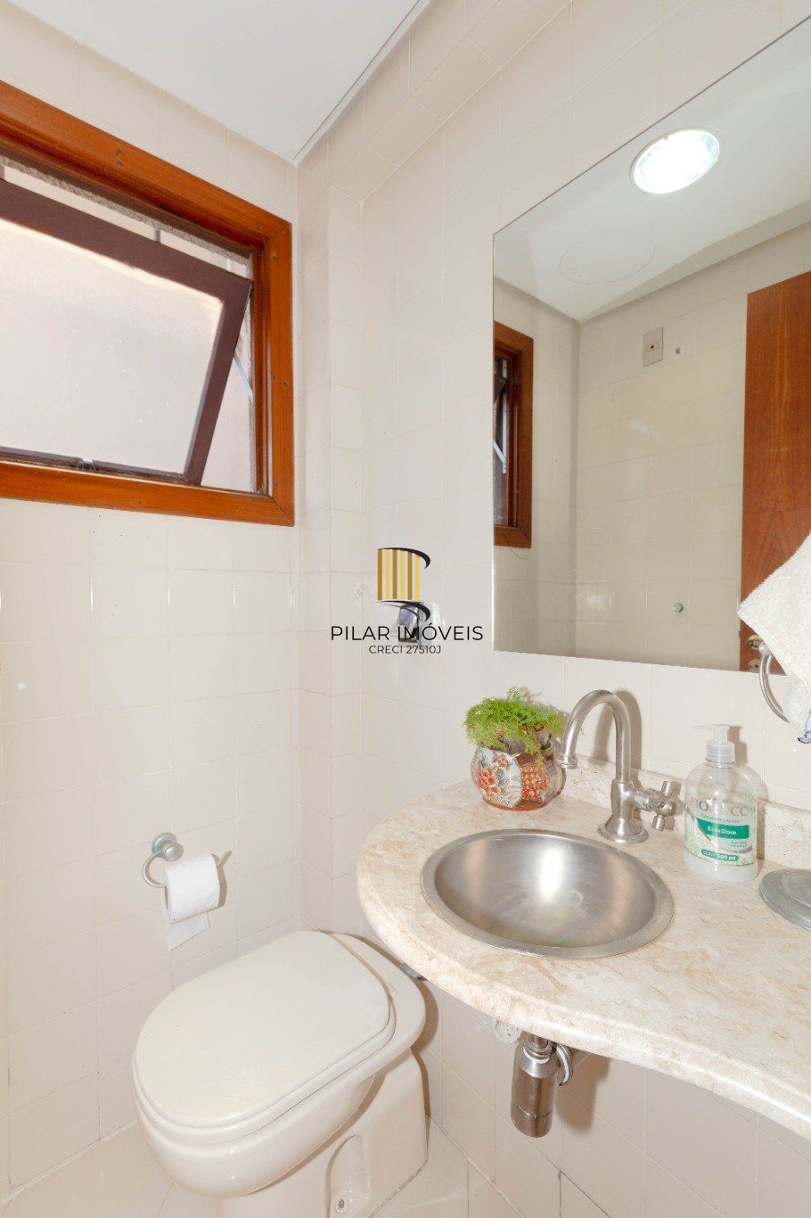 Apartamento 3 dormitórios, 127 m², 2 vagas – Reformado e bem localizado
