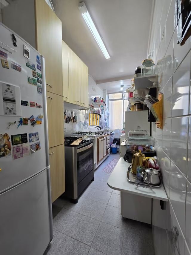 Apartamento de 3 dormitórios no Bairro Passo da Pedras Porto Alegre.