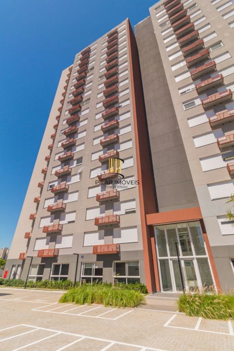 Apartamento com Elevador, Piscina, 1 Quarto no Bairro Partenon.