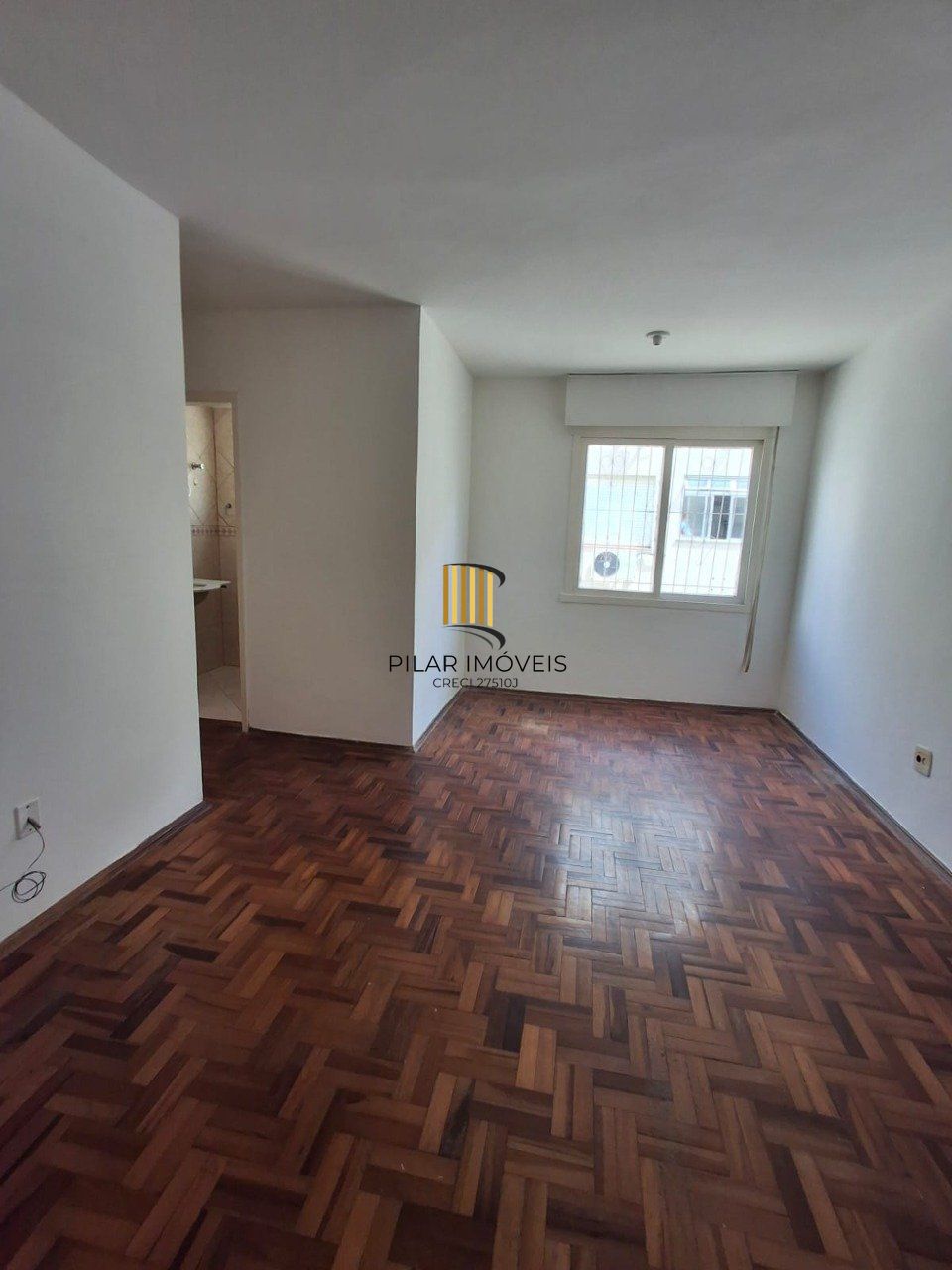 Apartamento á venda 59m², 2 dormitórios no Passo da Areia