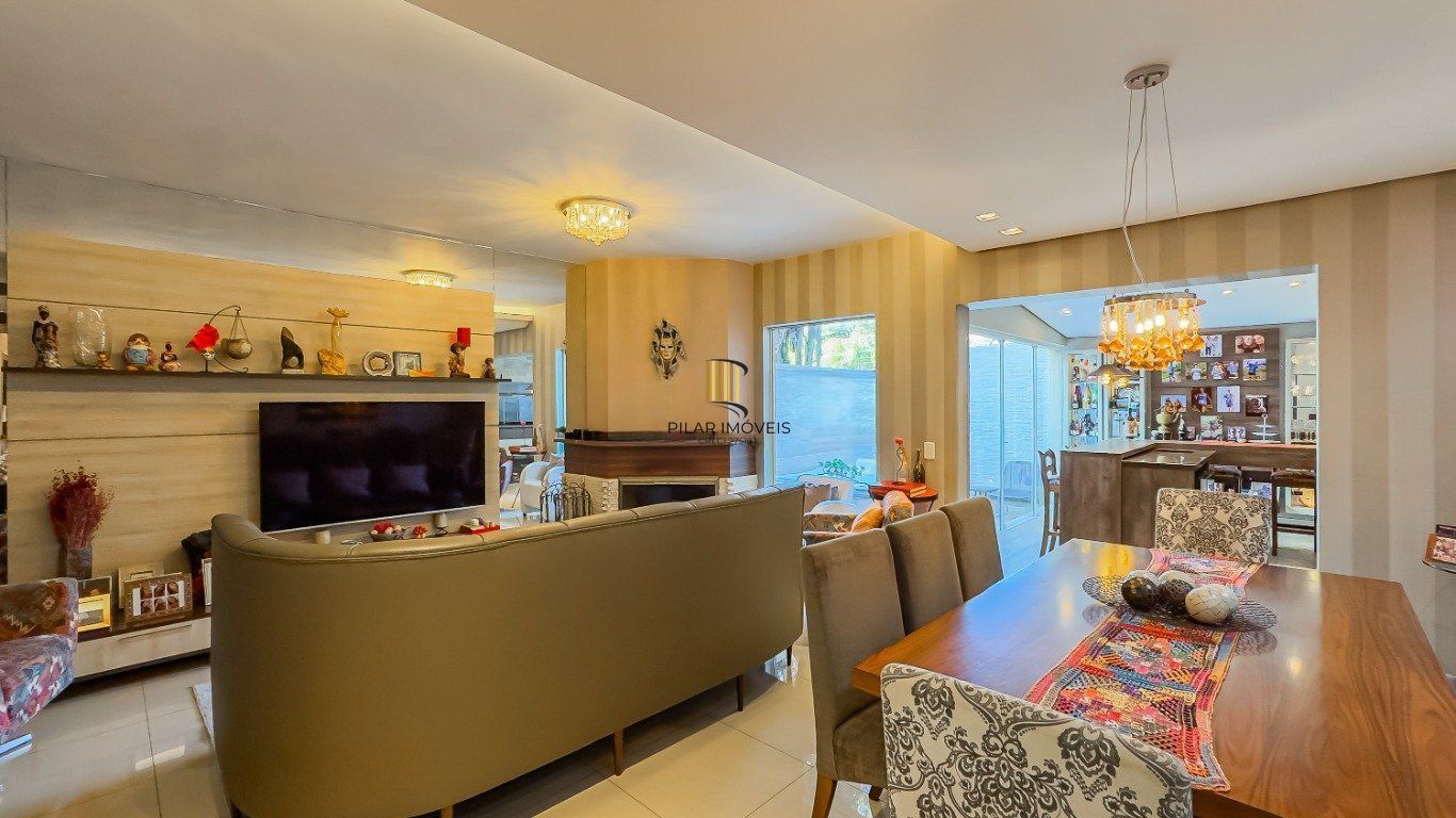 Casa em Condomínio, 3 Quartos, Suíte e 3 Vagas no Jardim Carvalho, Porto Alegre