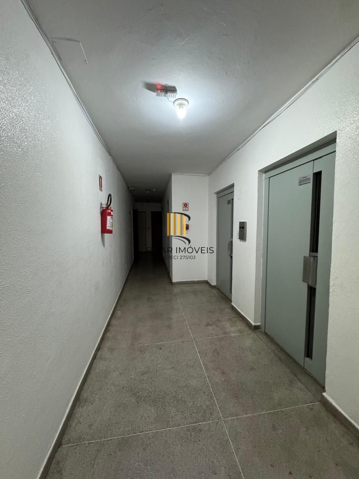 Apartamento com 1 Quarto e 1 vaga à Venda, 42 m² por R$ 200mil Bairro Cristal