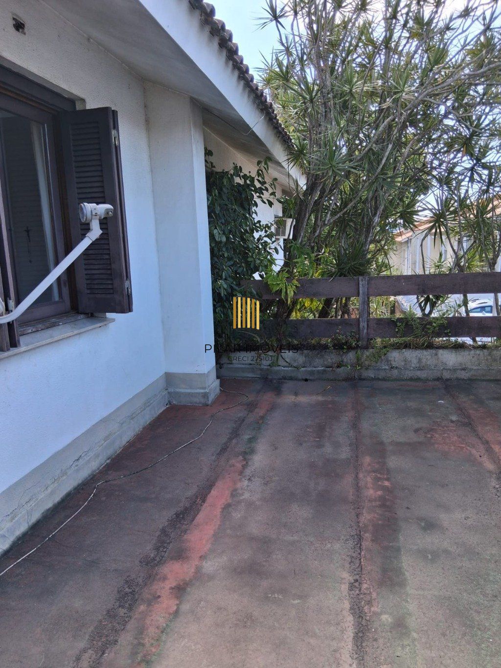 Casa com piscina 4 quartos e 2 vagas no Bairro Jardim Itu