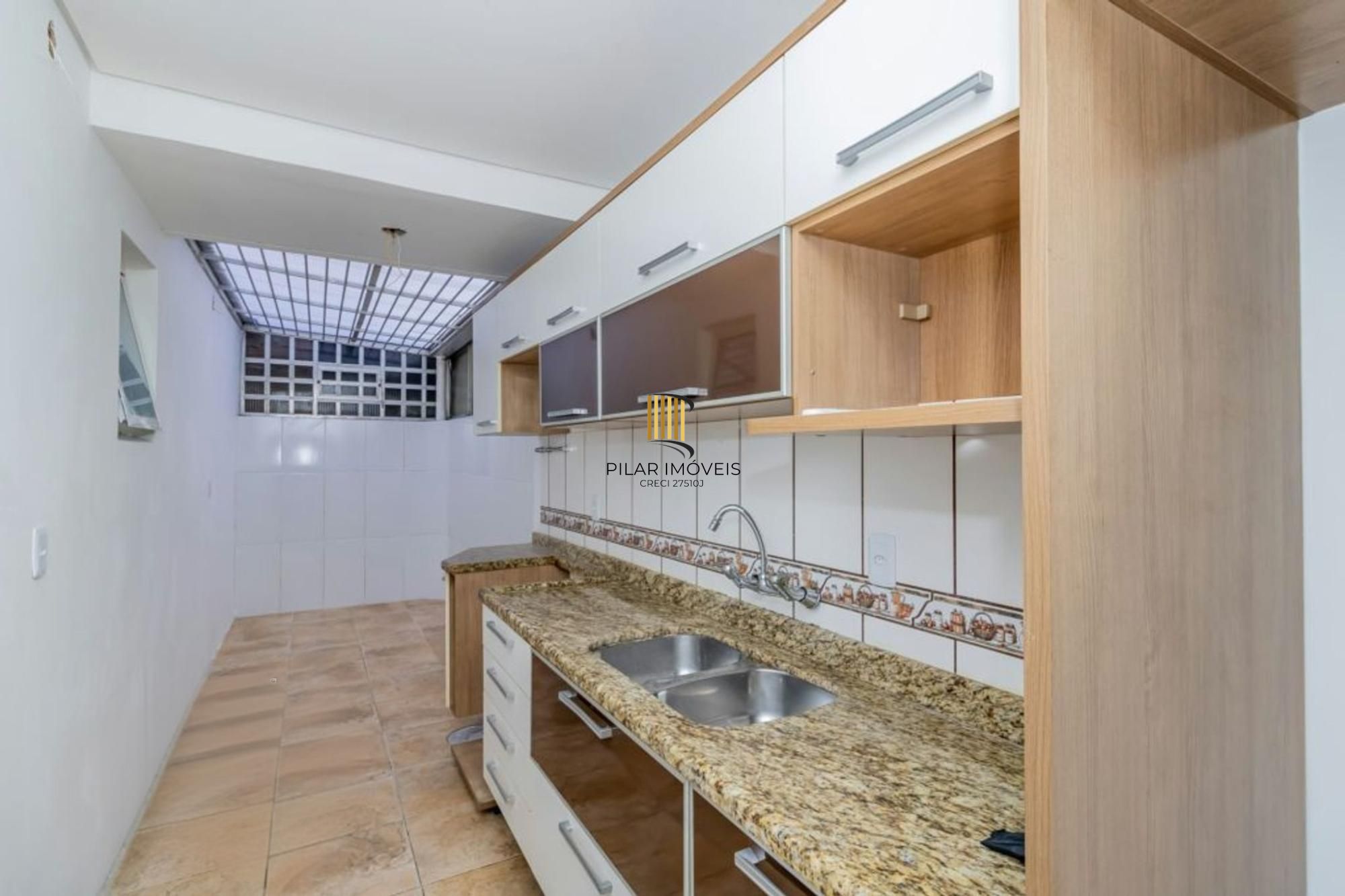 Apartamento Térreo 2 Dormitórios no Jardim Botânico – Amplo e Iluminado