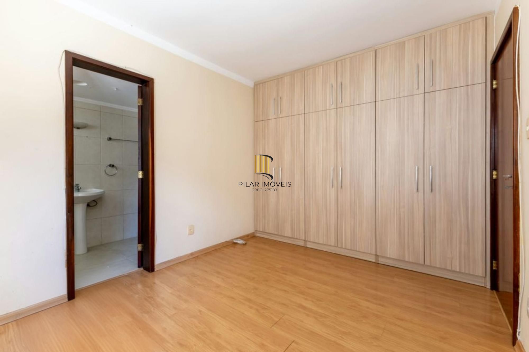 Apartamento de 2 quartos, suíte, 1 vaga no bairro Auxiliadora