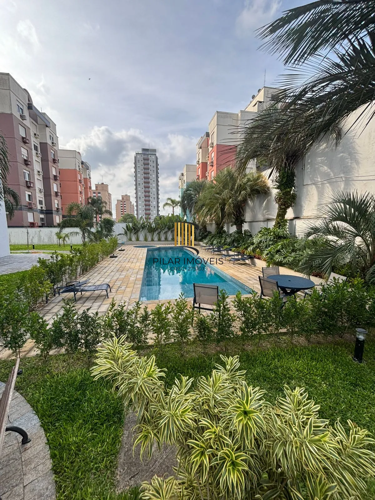 Apartamento 3 dormitórios c/ suíte, 2 vagas, leste, lazer completo