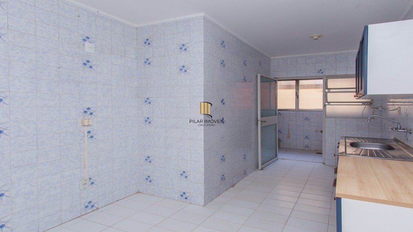 Apartamento à venda com 2 dormitórios 81 m² no Bairro Petrópolis