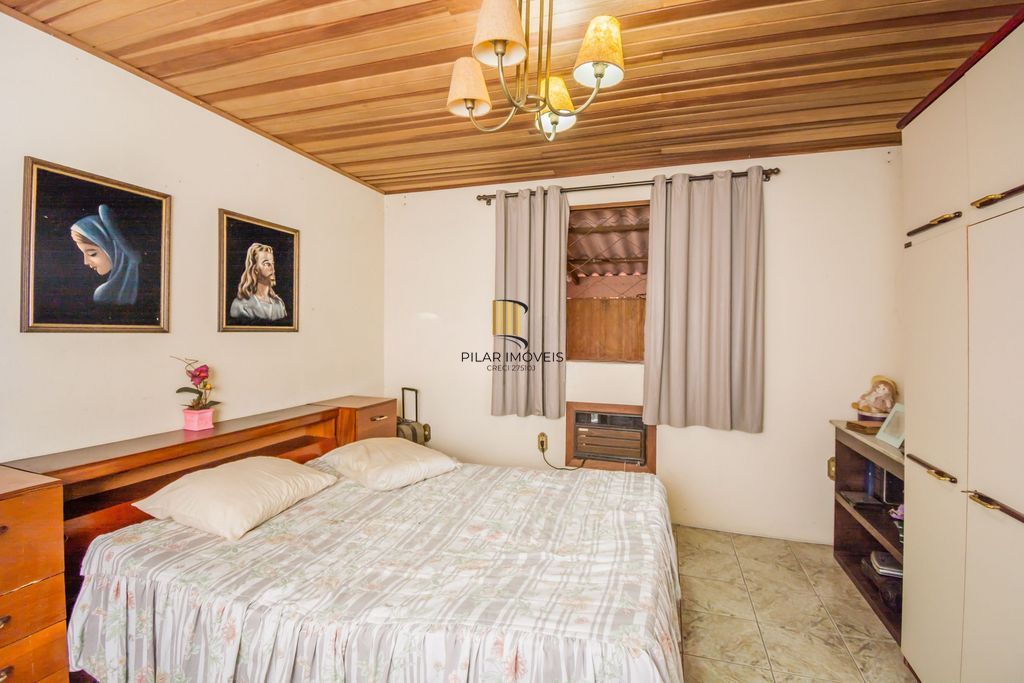 Casa com 4 Dorms e Terreno Amplo – bairro São João, 400m²