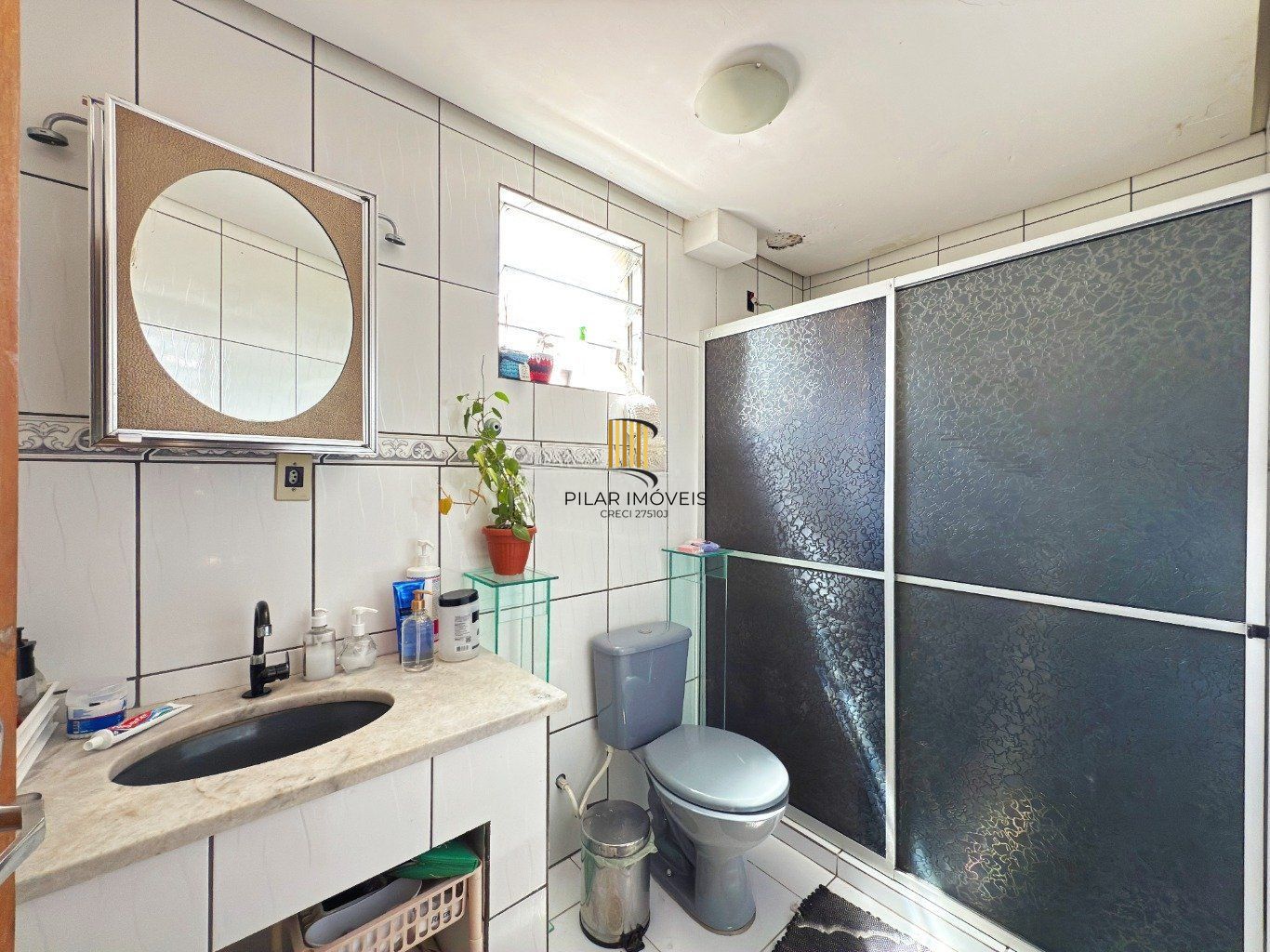 Casa com 3 dormitórios 1 suíte e 2 vagas a venda no Jardim Carvalho