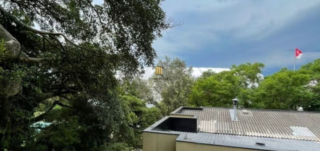 Apartamento de 1 quarto, churrasqueira, lareira,1 vaga no bairro Santa Tereza