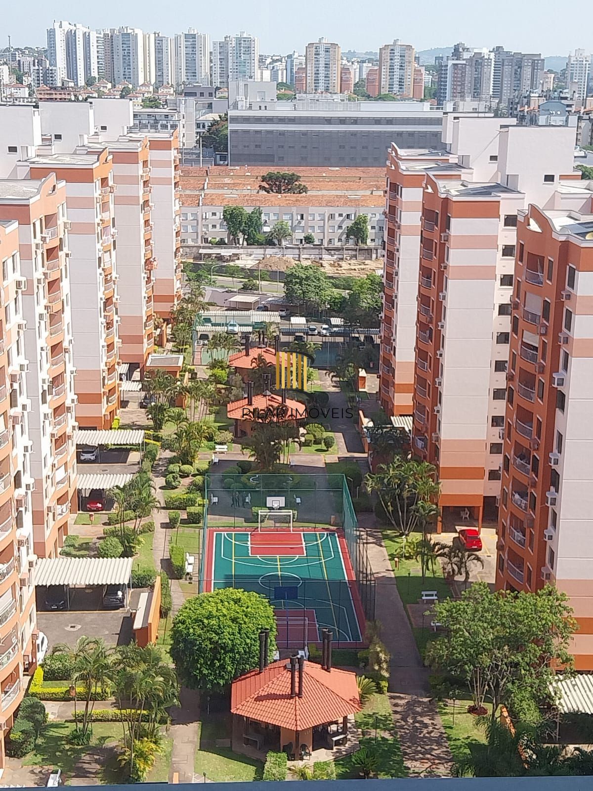 Apartamento com 3 quartos e 1 vaga de garagem no Bairro Cristo Redentor