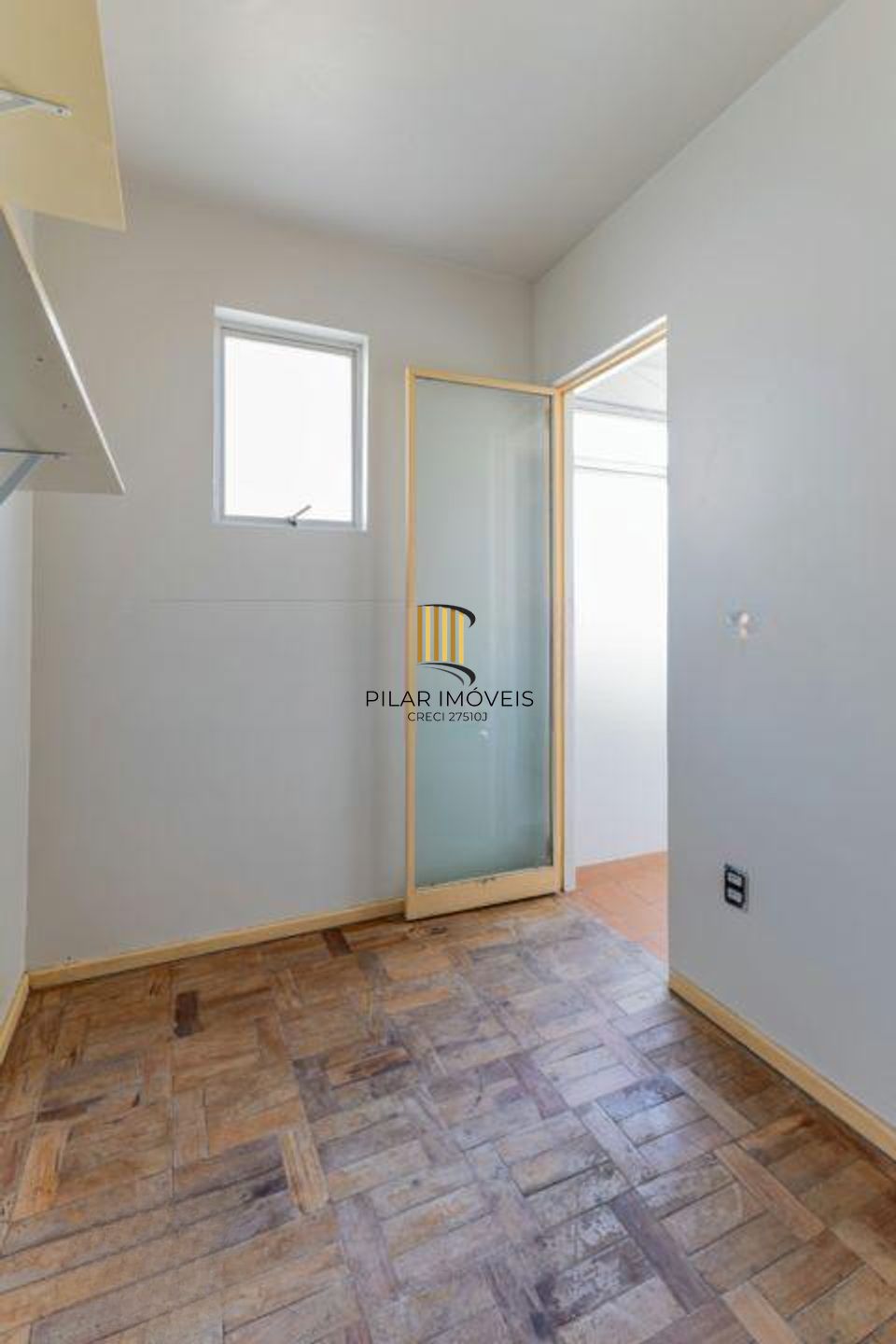 Apartamento com 2 quartos, vaga coberta e sol da manha no bairro Santana