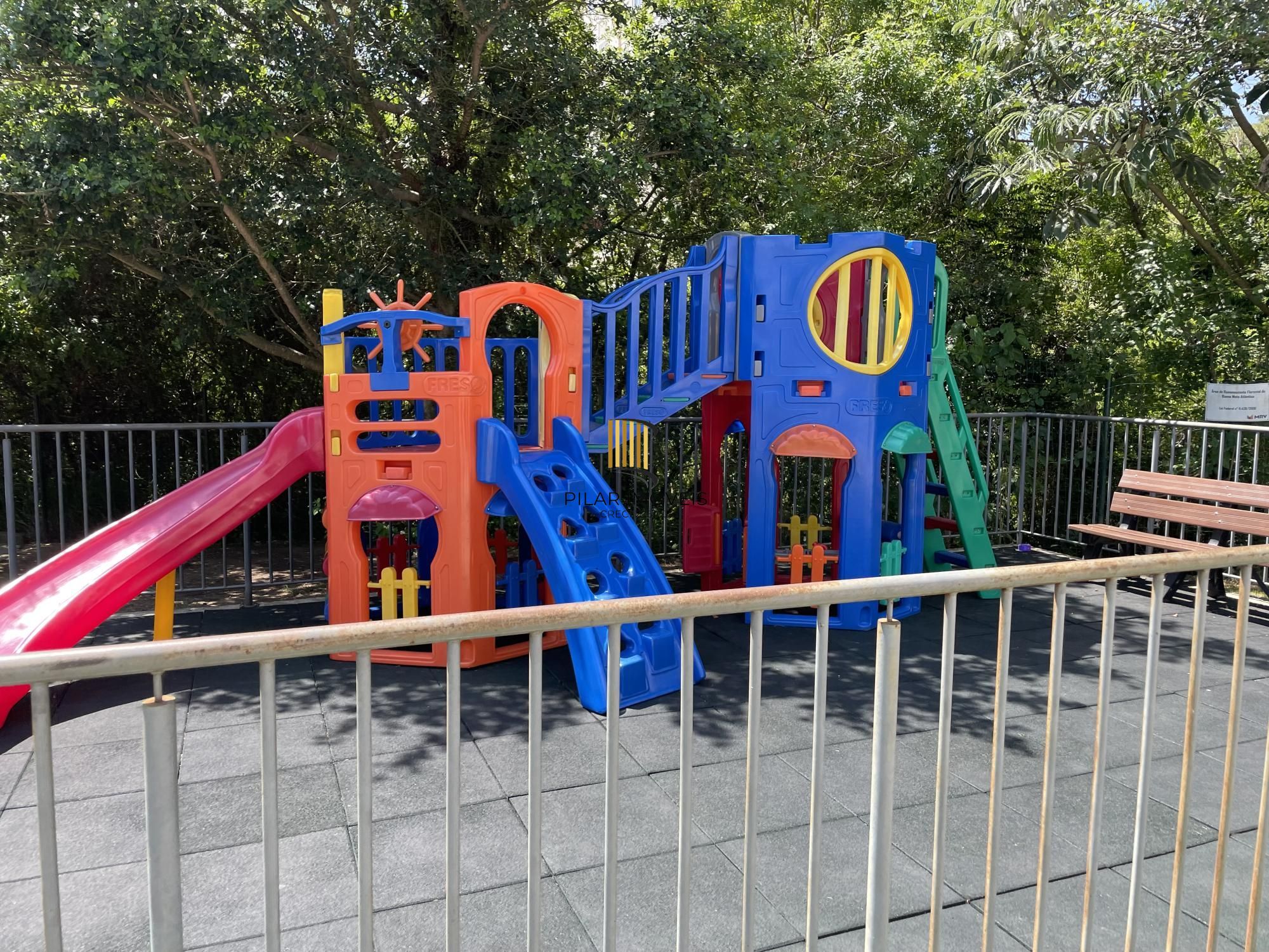 Apartamento com Sacada Linda Vista com 1 vaga de garagem