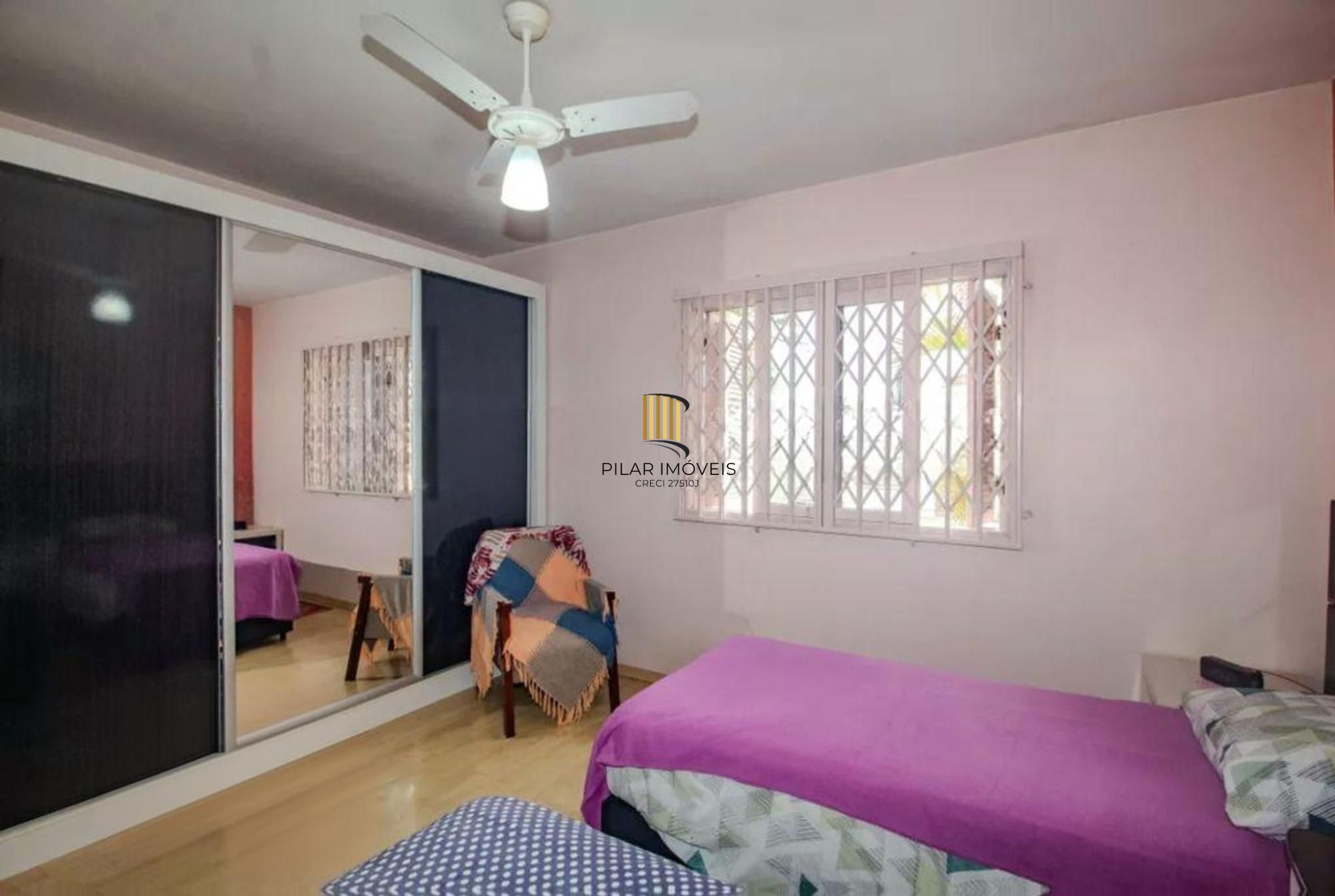 Casa de 3 quartos e 2 vagas de garagem no bairro Nonoai Porto Alegre.