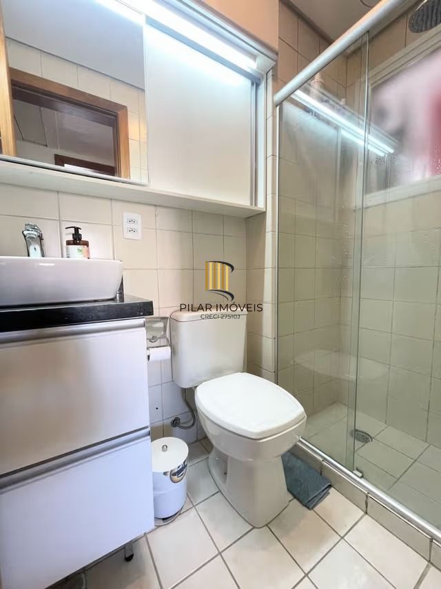 Apartamento de 2 dormitórios, elevador no bairro Petrópolis Porto alegre.
