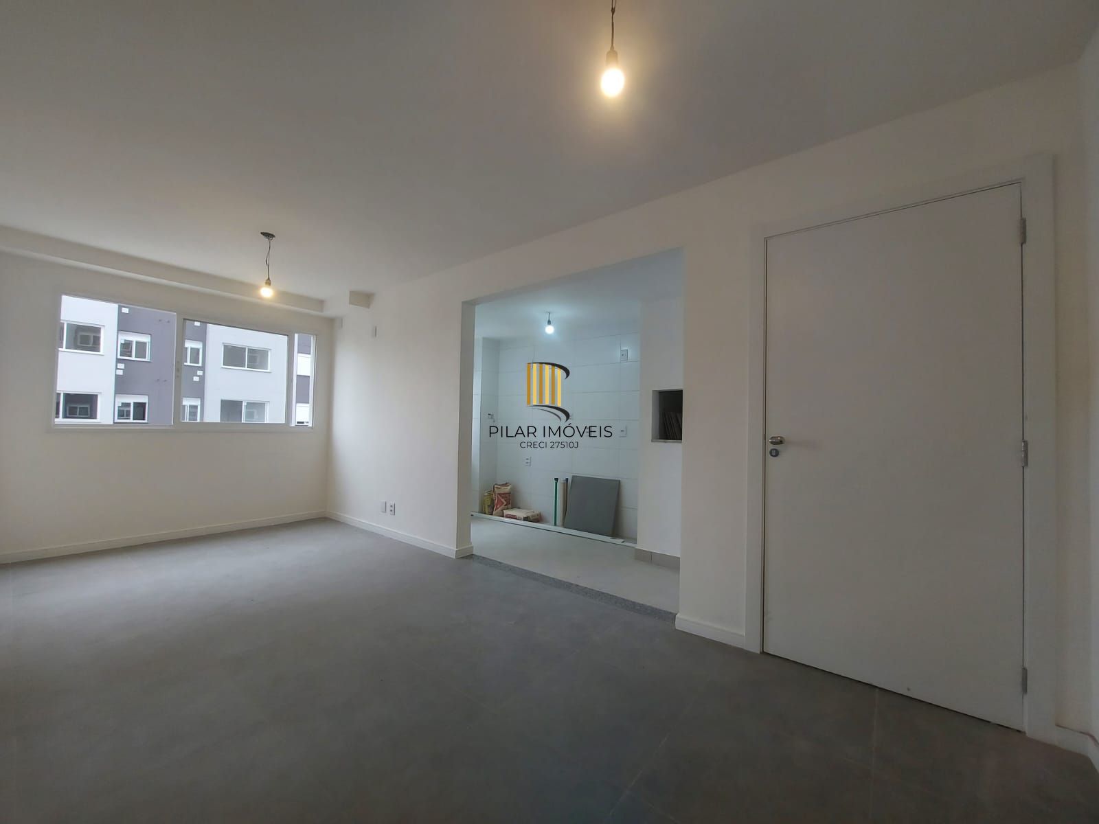 Apartamento de 2 quartos, suíte, elevador e 1vaga no bairro Jardim Sabará