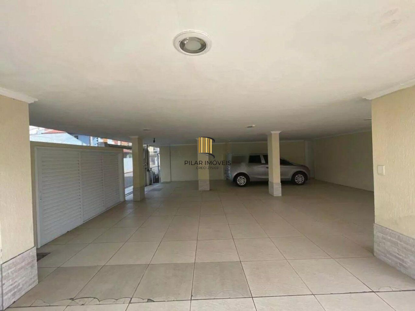Apartamento de 3 dormitórios e 2 vagas de garagem em cachoeirinha.