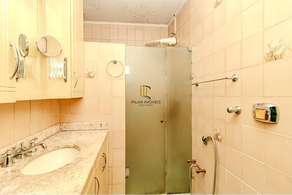 Casa com 3 dormitórios e 185m² no bairro higienópolis