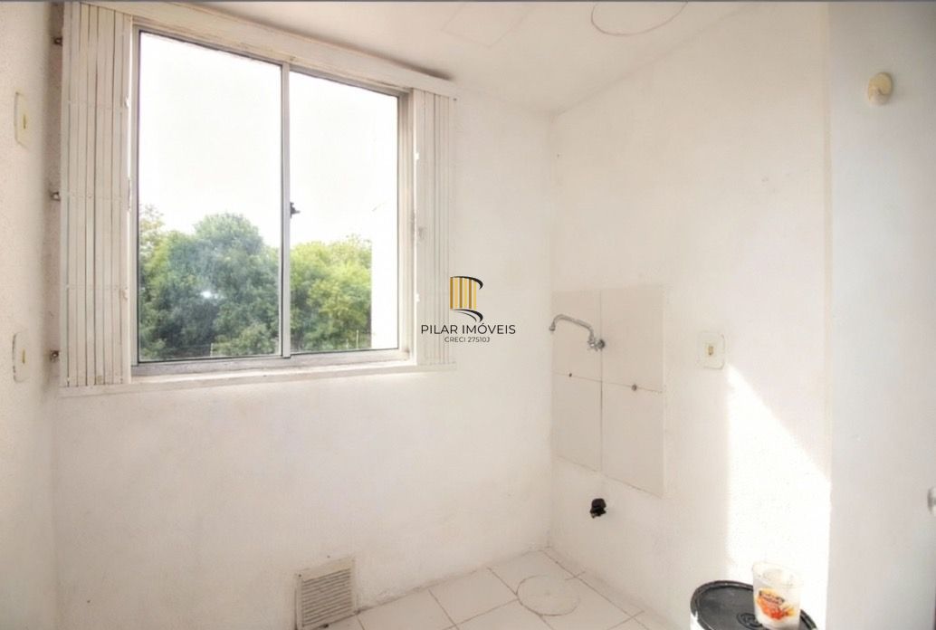 Apartamento  2 quartos com vaga no Bairro Jardim Leopoldina Porto Alegre