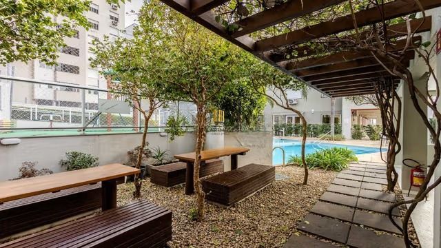 Apartamento de 2 quartos, elevador e 1 vaga de garagem em Canoas.